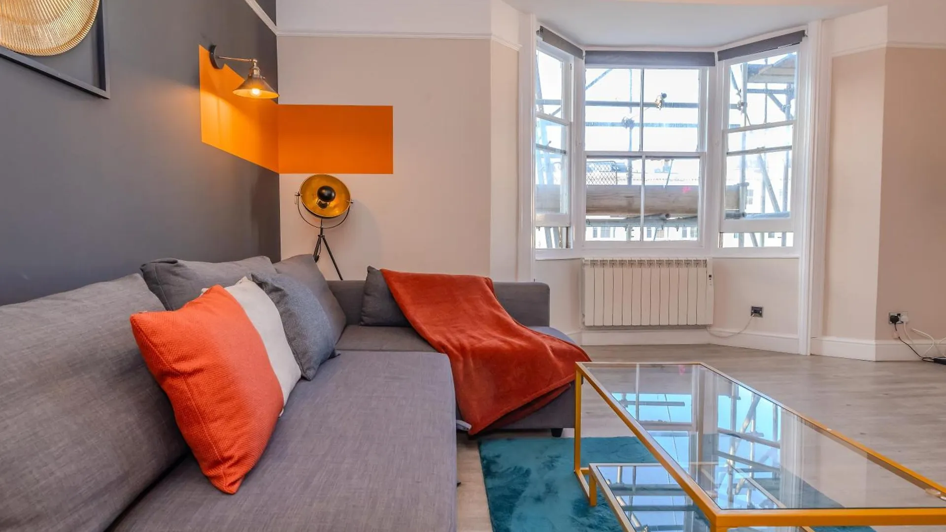 2 Bedroom Flat Next To Brighton Beach Sleep 6 Apartment